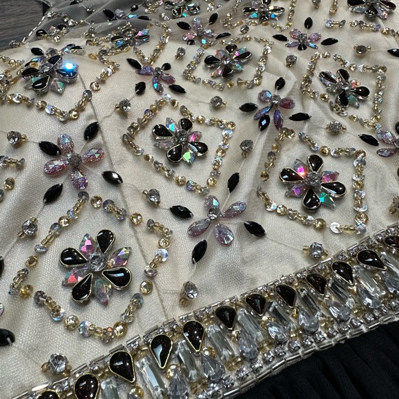 Juniors Crystal Doll Prom/Homecoming Dress - Picture 3 of 5